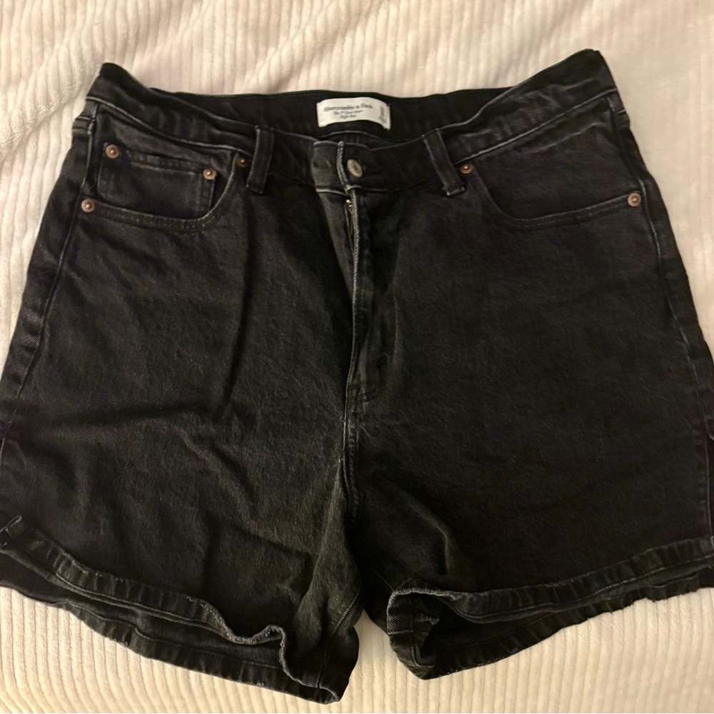 Abercrombie & Fitch The Dad Short High Rise